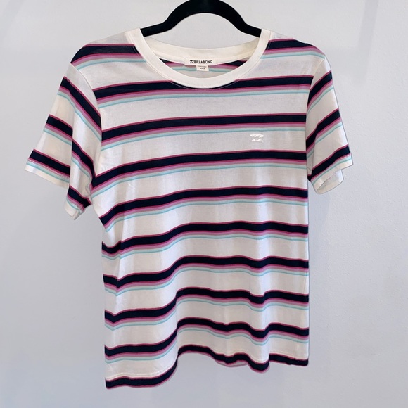 Billabong Tops - Medium billabong tee